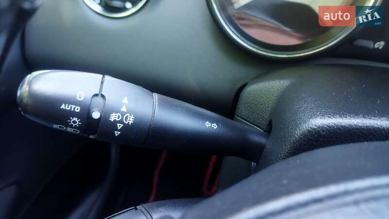 Хэтчбек Peugeot 308 2007 в Староконстантинове