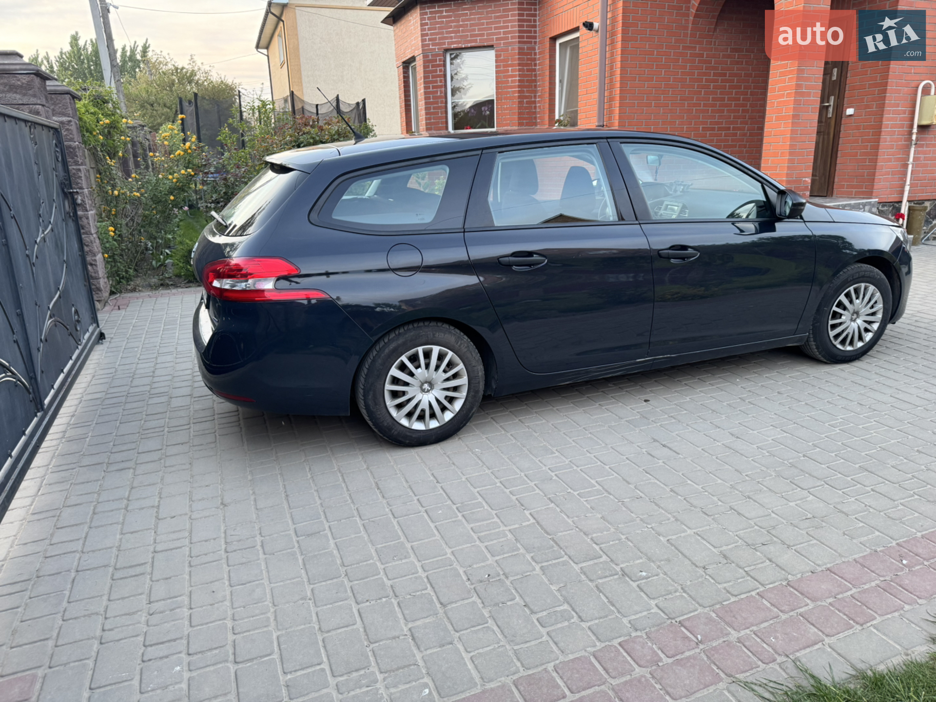 2014 Peugeot 308 - мініатюра 4