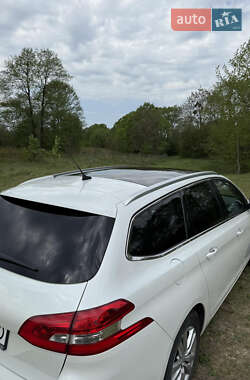 Универсал Peugeot 308 2014 в 