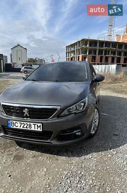Универсал Peugeot 308 2018 в Львове