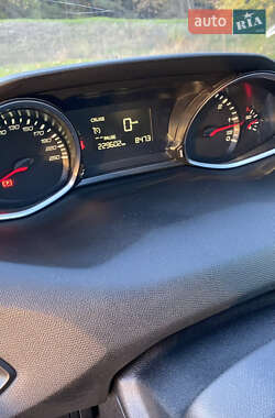Універсал Peugeot 308 2015 в 