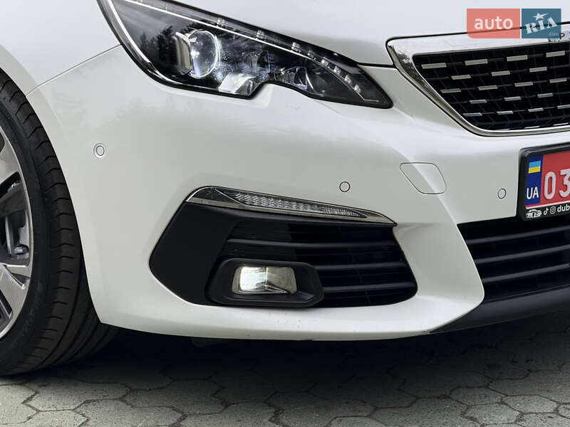 Универсал Peugeot 308 2018 в Дубно