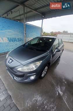 Хэтчбек Peugeot 308 2009 в Малине