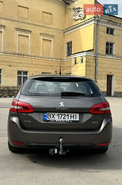 Универсал Peugeot 308 2015 в 