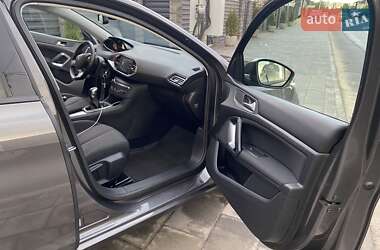 Хетчбек Peugeot 308 2018 в 
