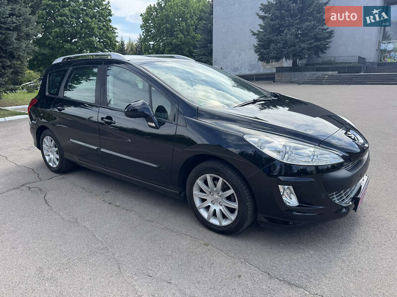 Универсал Peugeot 308 2008 в Ровно
