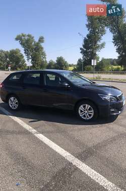 Універсал Peugeot 308 2018 в 
