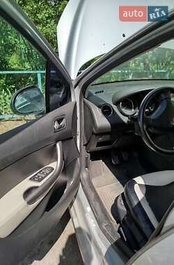 Хэтчбек Peugeot 308 2008 в 