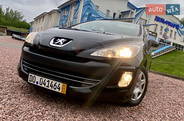 Хэтчбек Peugeot 308 2007 в 