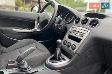 Хэтчбек Peugeot 308 2007 в 