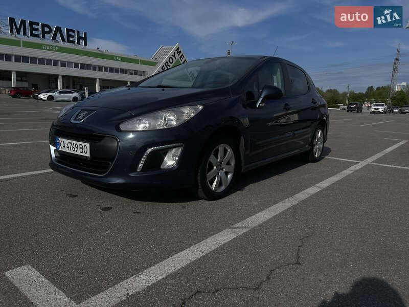 Peugeot 308 2012