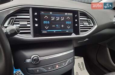 Універсал Peugeot 308 2021 в 