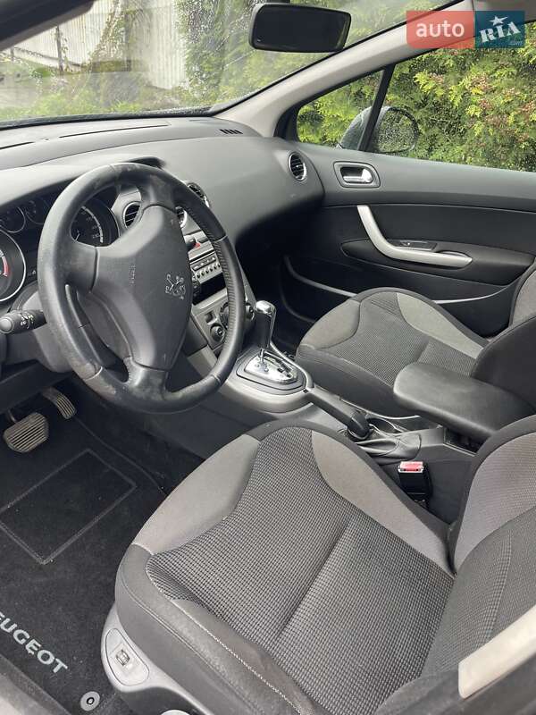 Хетчбек Peugeot 308 2010 в Києві
