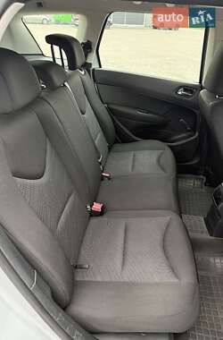 Универсал Peugeot 308 2012 в 