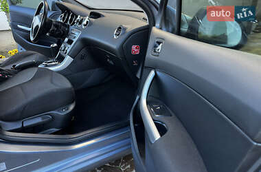Хэтчбек Peugeot 308 2008 в 