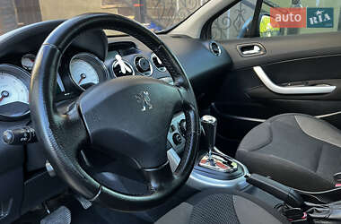 Хэтчбек Peugeot 308 2008 в 