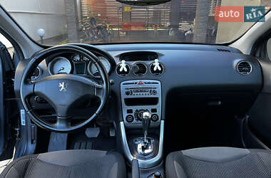 Хэтчбек Peugeot 308 2008 в 