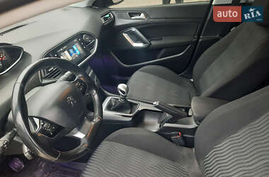 Універсал Peugeot 308 2015 в Гусятині