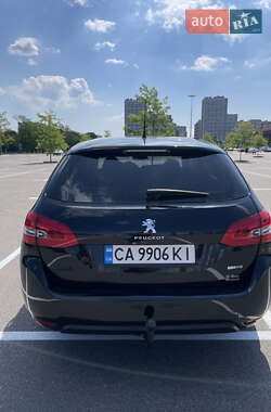 Универсал Peugeot 308 2014 в 