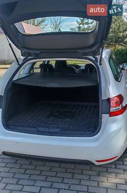 Универсал Peugeot 308 2015 в 