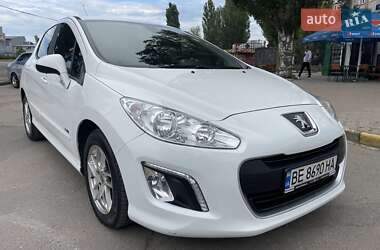 Хетчбек Peugeot 308 2013 в 