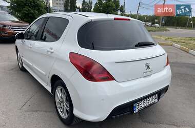 Хетчбек Peugeot 308 2013 в 