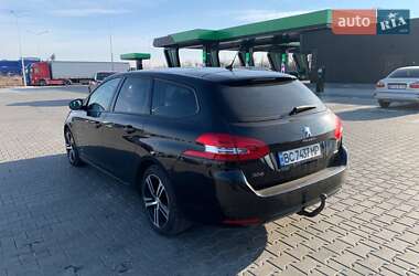 Универсал Peugeot 308 2015 в 
