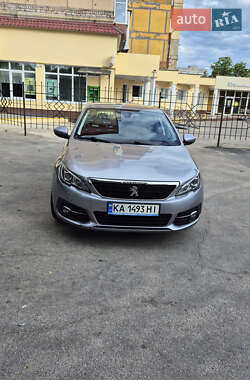 Универсал Peugeot 308 2018 в 