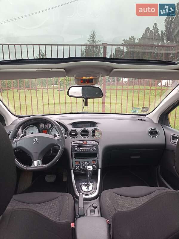 Универсал Peugeot 308 2011 в Луцке