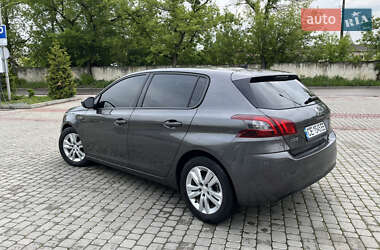 Хэтчбек Peugeot 308 2017 в 
