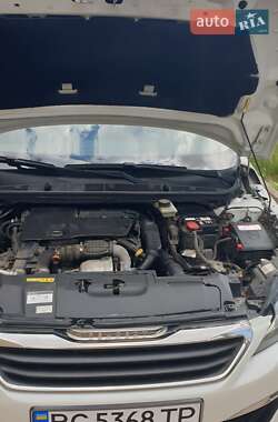 Універсал Peugeot 308 2015 в 