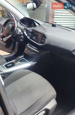 Универсал Peugeot 308 2020 в 