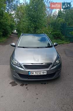 Універсал Peugeot 308 2015 в Рівному