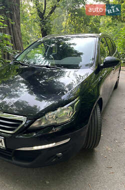 Універсал Peugeot 308 2015 в 