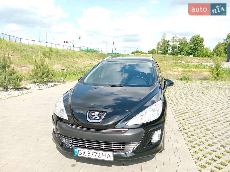 Універсал Peugeot 308 2010 в Хмельницькому