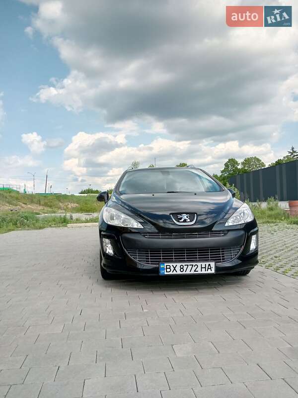 Універсал Peugeot 308 2010 в Хмельницькому