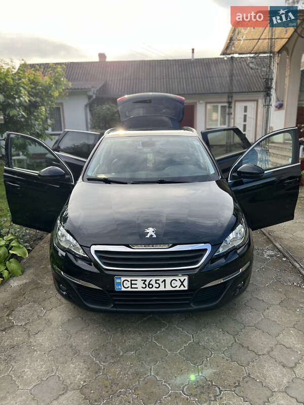 Універсал Peugeot 308 2015 в Чернівцях