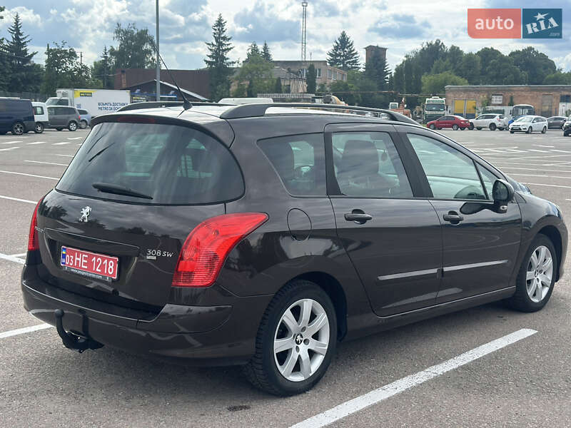 Універсал Peugeot 308 2011 в Житомирі