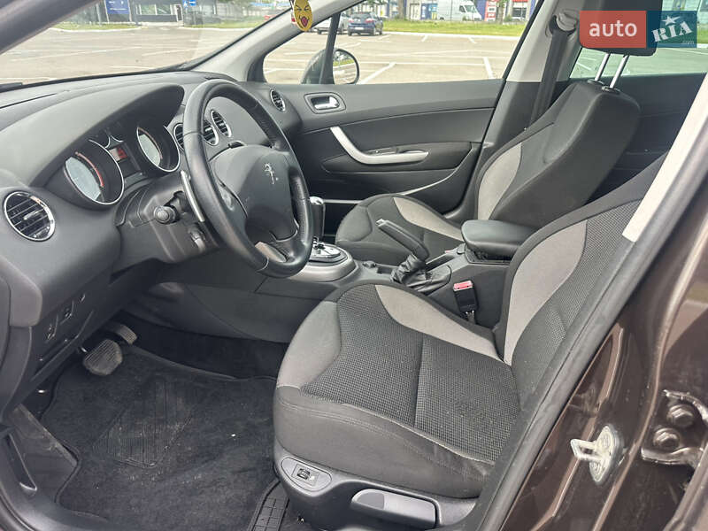 Універсал Peugeot 308 2011 в Житомирі