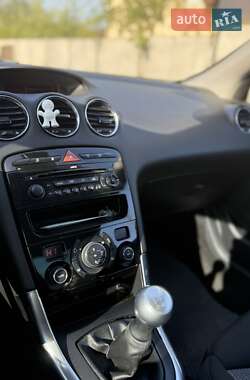 Кабриолет Peugeot 308 2009 в 