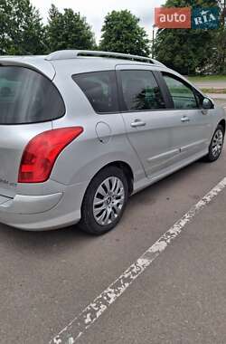 Универсал Peugeot 308 2010 в 