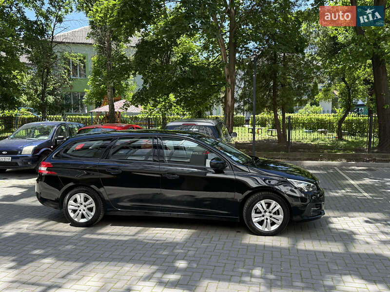 Универсал Peugeot 308 2020 в Ивано-Франковске фото 13 Универсал Peugeot 308 2020 в Ивано-Франковске