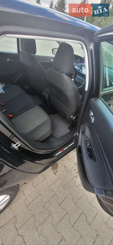 Универсал Peugeot 308 2017 в Дубно