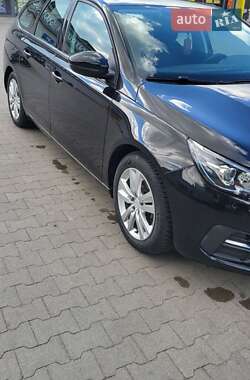 Універсал Peugeot 308 2017 в 
