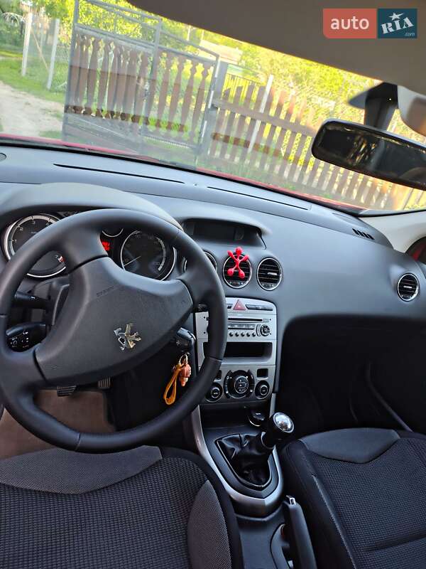 Хэтчбек Peugeot 308 2007 в Львове