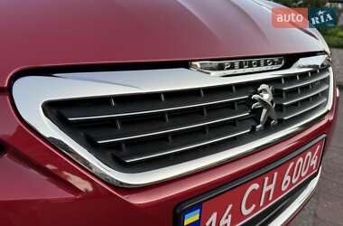 Универсал Peugeot 308 2015 в 