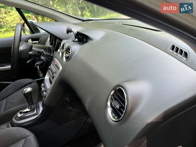 Хэтчбек Peugeot 308 2010 в Житомире