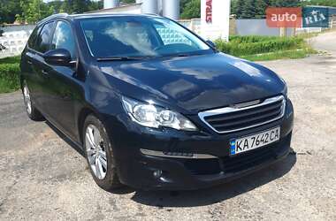 Хэтчбек Peugeot 308 2015 в Киеве