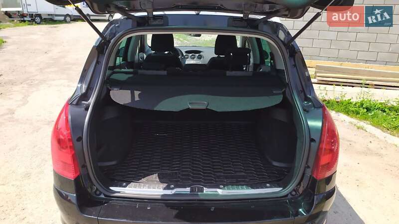 Универсал Peugeot 308 2012 в Ровно