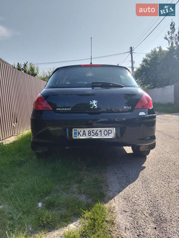 Хэтчбек Peugeot 308 2008 в Броварах